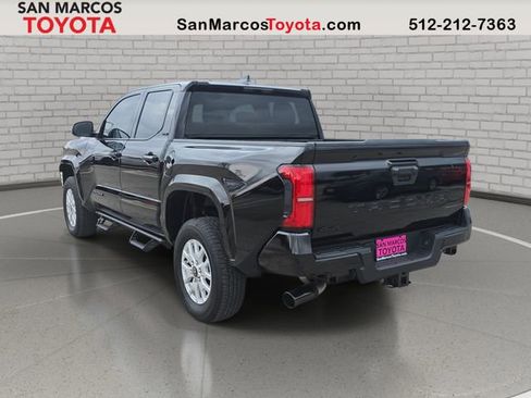 Used 2025 Toyota Tacoma SR5 AWD/4WD image 8