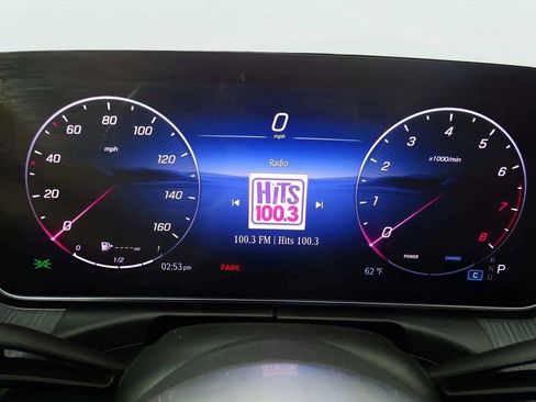 Used 2025 Mercedes-Benz C 300 4MATIC Sedan image 22