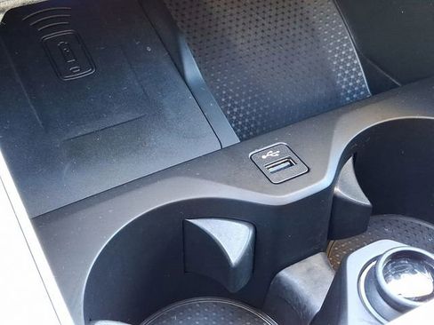 Used 2025 BMW X5 xDrive50e w/ Climate Comfort Package image 25