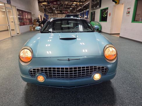 Used 2002 Ford Thunderbird RWD image 3