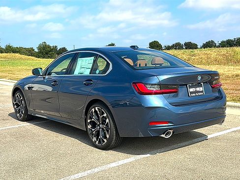 New 2026 BMW 330i Sedan w/ Premium Package RWD image 6