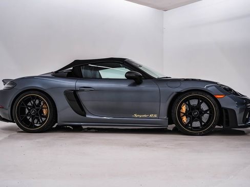 Certified 2025 Porsche 718 Boxster Spyder RS image 9