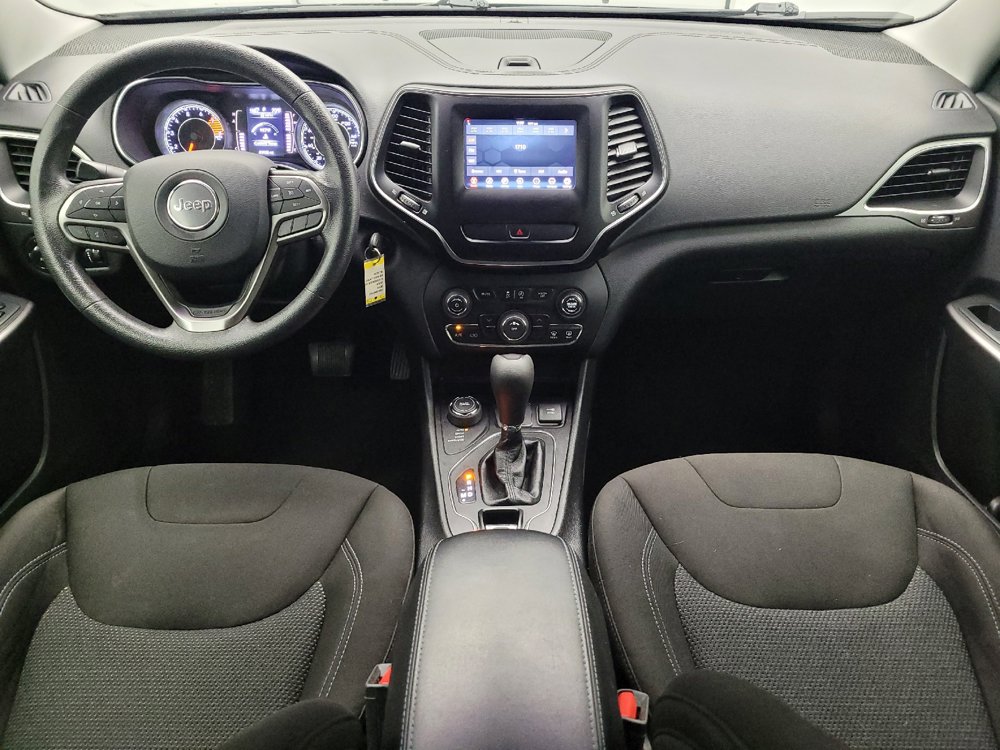 Used 2019 Jeep Cherokee Latitude w/ Popular Appearance Group AWD/4WD image 22