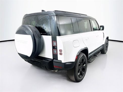 New 2026 Land Rover Defender 110 S image 5