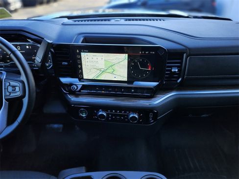 Used 2023 GMC Sierra 1500 Elevation image 12