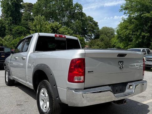 Used 2011 RAM 1500 Classic SLT image 4