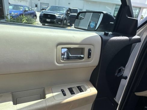 Used 2014 Ford Flex SE FWD image 20