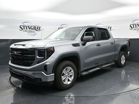 Used 2023 GMC Sierra 1500 Pro w/ Pro Value Package RWD image 3