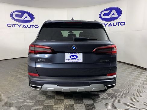 Used 2022 BMW X5 sDrive40i w/ Luxury Seating Package image 4
