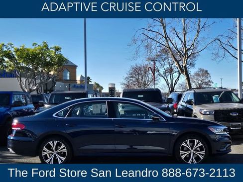 Used 2022 Volkswagen Passat 2.0T SE image 9