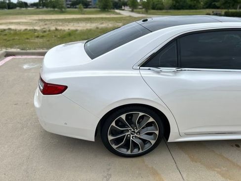 Used 2017 Lincoln Continental Reserve w/ Luxury Package AWD/4WD image 13