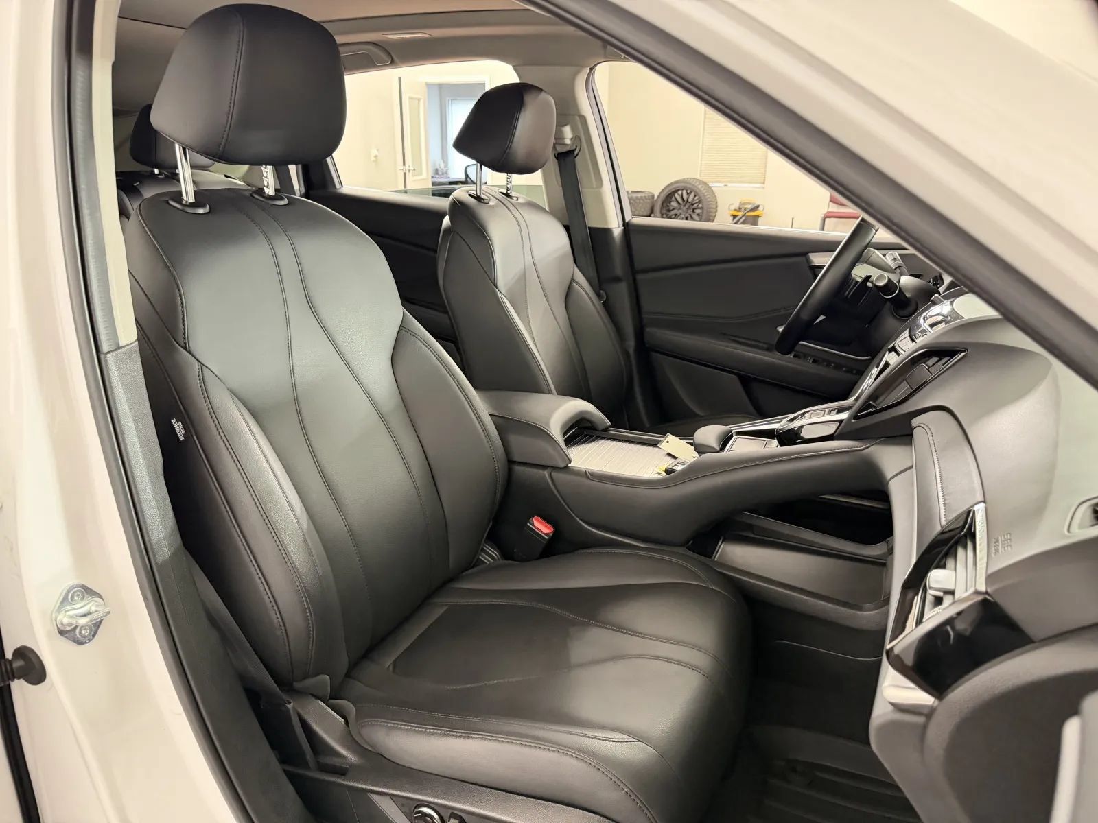 Used 2023 Acura RDX AWD image 36