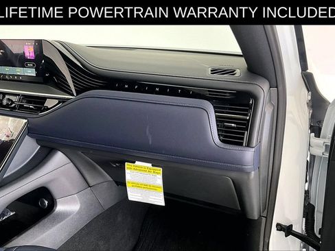 Certified 2026 INFINITI QX80 4WD w/ Sport Exterior Package image 19