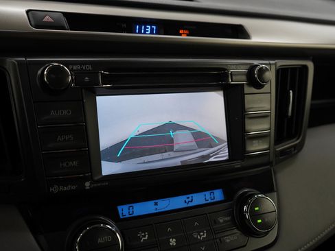 Used 2015 Toyota RAV4 XLE AWD/4WD image 22