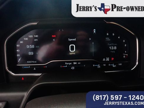 Used 2024 GMC Sierra 1500 AT4 w/ Technology Package AWD/4WD image 11