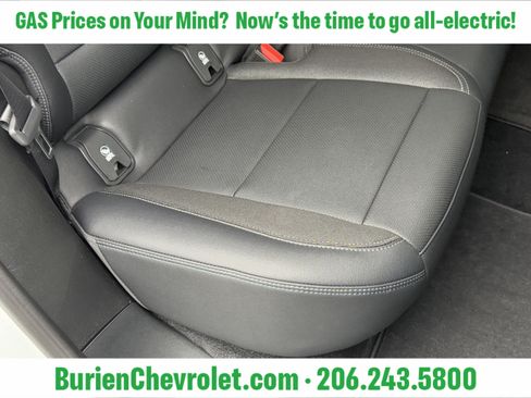 New 2026 Chevrolet Equinox EV LT FWD image 28