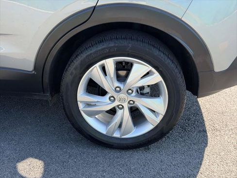 Used 2024 Buick Encore GX Preferred w/ Advanced Technology Package AWD/4WD image 10