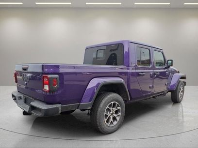 New 2026 Jeep Gladiator Sport