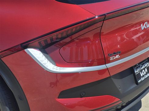 New 2025 Kia EV6 Light w/ Light LR Technology Package image 11