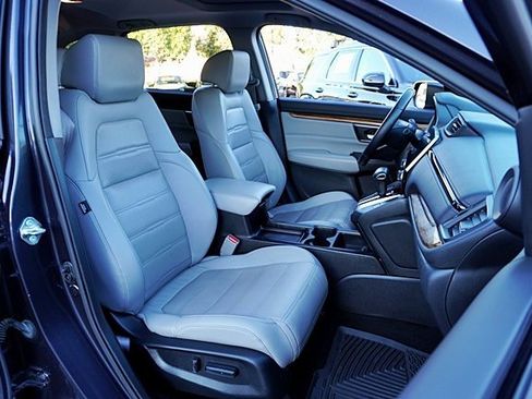 Used 2018 Honda CR-V Touring image 12