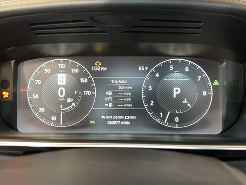 Used 2017 Land Rover Range Rover Supercharged AWD/4WD image 29