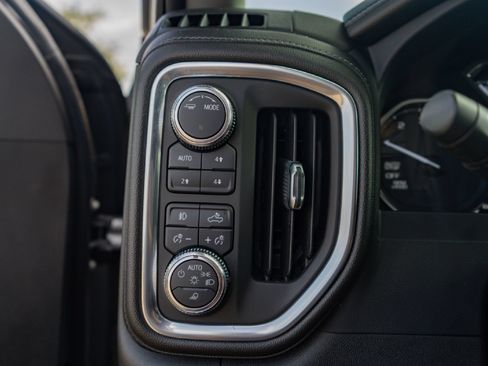 Used 2022 GMC Sierra 1500 SLT AWD/4WD image 20