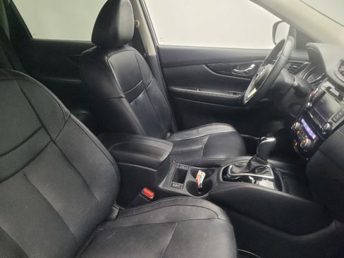 Used 2018 Nissan Rogue SL FWD image 21