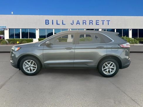 Certified 2024 Ford Edge SEL w/ Convenience Package AWD/4WD image 4
