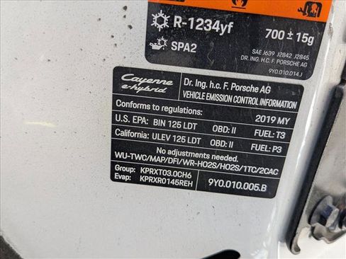 Used 2019 Porsche Cayenne E-Hybrid image 24