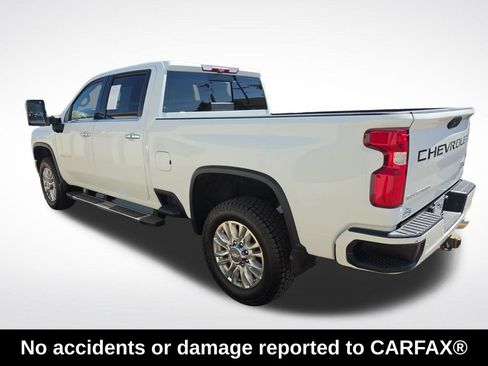 Used 2022 Chevrolet Silverado 3500 High Country w/ Technology Package AWD/4WD image 4