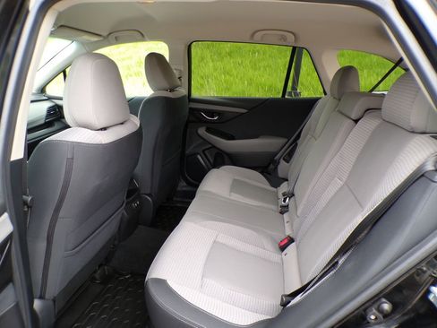 Used 2020 Subaru Outback Premium AWD/4WD image 17