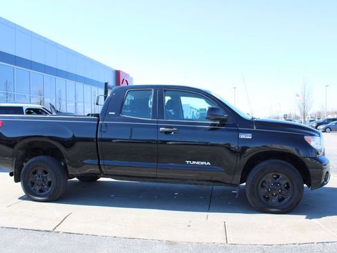 Used 2013 Toyota Tundra 4x4 Double Cab image 6