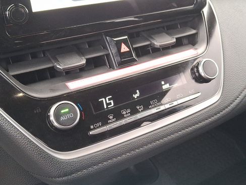 Certified 2024 Toyota Corolla SE image 16