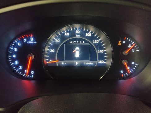 Used 2017 Kia Sorento SX image 23