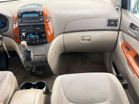 Used 2007 Toyota Sienna XLE image 20