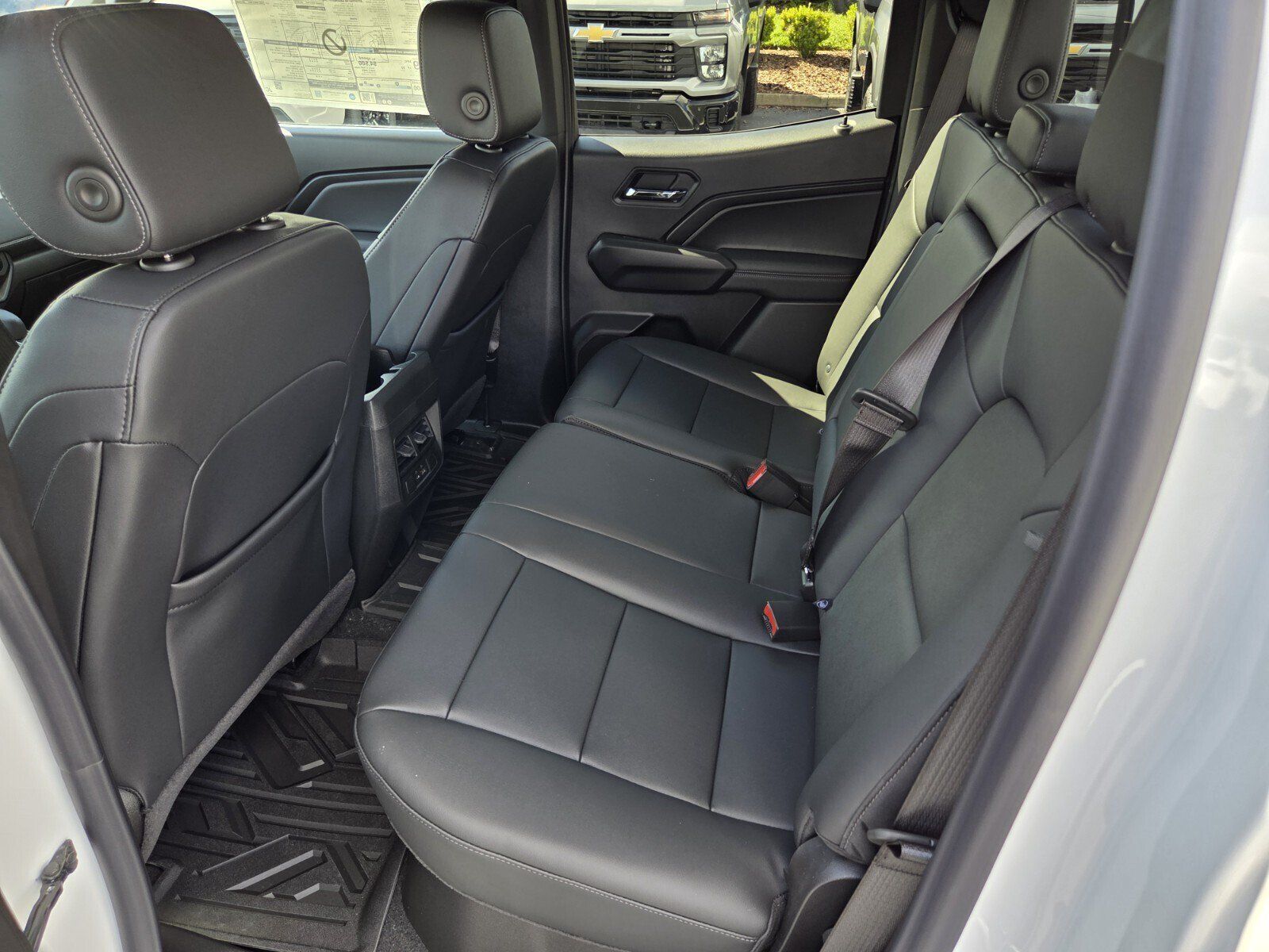 New 2026 Chevrolet Colorado LT w/ LT Convenience Package AWD/4WD image 6