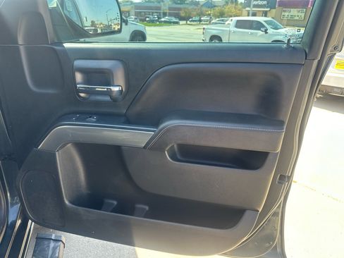 Used 2018 Chevrolet Silverado 1500 LT w/ LT Eassist Package image 19