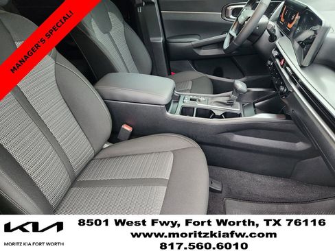 New 2026 Kia Sorento LX FWD image 10