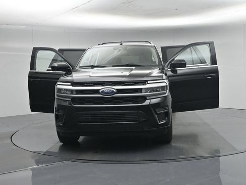 Certified 2024 Ford Expedition XLT AWD/4WD image 30