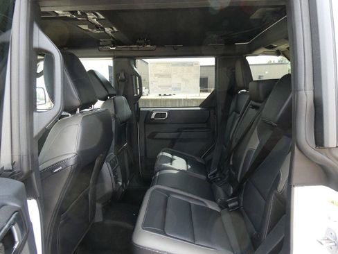 New 2026 Ford Bronco Outer Banks AWD/4WD image 13