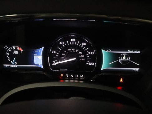 Used 2017 Lincoln Navigator L Reserve image 15