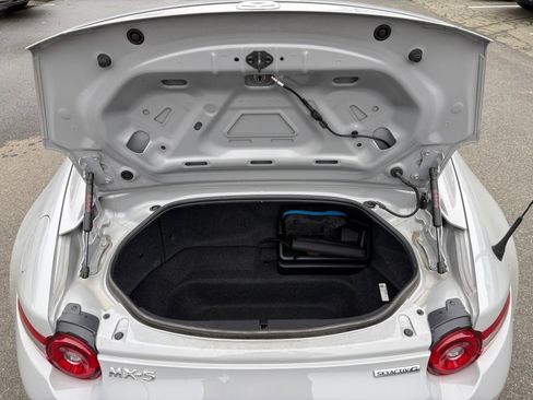 Used 2024 MAZDA MX-5 Miata RF Club image 15