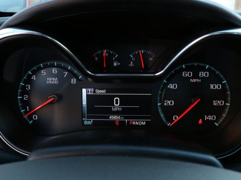 Used 2015 Chevrolet Impala LT w/ Convenience Package image 26