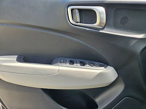 New 2026 Hyundai Venue SEL image 12