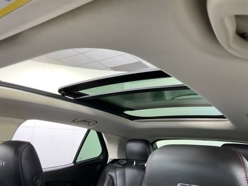 Used 2023 Buick Envision Essence w/ Technology Package I AWD/4WD image 28