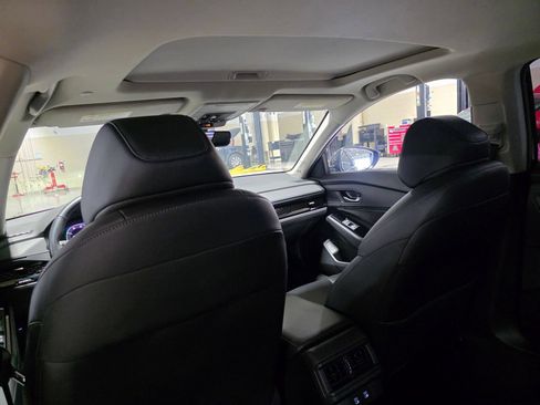 Used 2024 Honda Accord Touring image 15