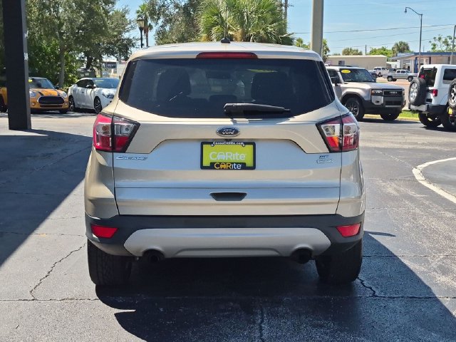 Used 2017 Ford Escape SE FWD image 6