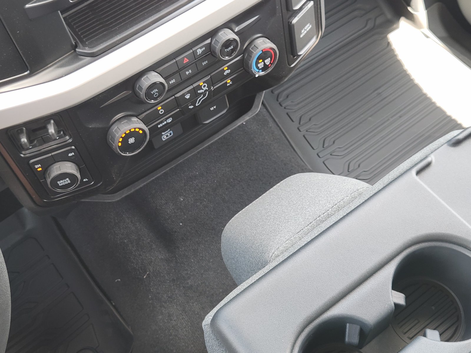 New 2026 Ford F350 XLT AWD/4WD image 21