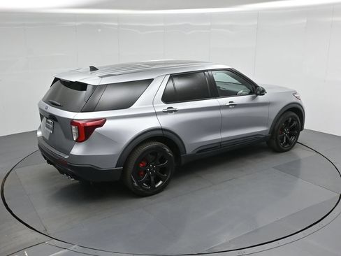 Used 2022 Ford Explorer ST w/ Equipment Group 401A AWD/4WD image 43