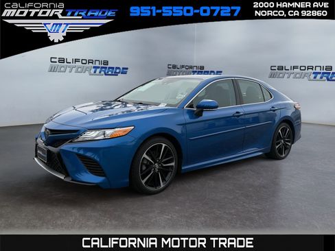 Used 2020 Toyota Camry XSE image 1